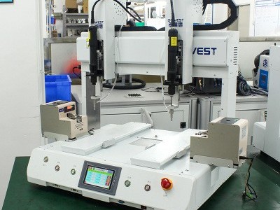 哪家自動擰螺絲機可以自動識別漏鎖、漏送問題？-堅豐股份